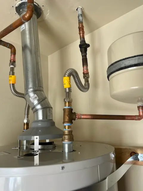 Water heater installation and plumbing repair in Verano